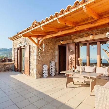 Mani Panoramic Views - Private Sunny Retreat