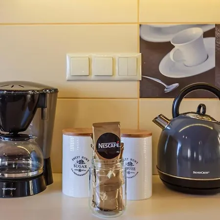 Mani Panoramic Views - Private Sunny Retreat Lévktron