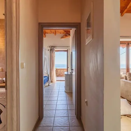Mani Panoramic Views - Private Sunny Retreat Levktron