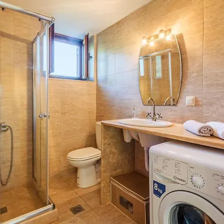 Mani Panoramic Views - Private Sunny Retreat