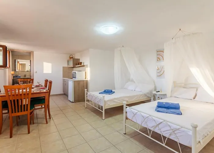 Mani Panoramic Views - Private Sunny Retreat Lévktron